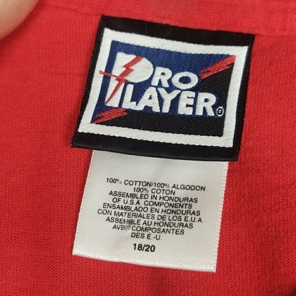 Tampa Bay Buccaneers fan, 2 tees, hat, coin tray bundle! - Picture 5 of 10